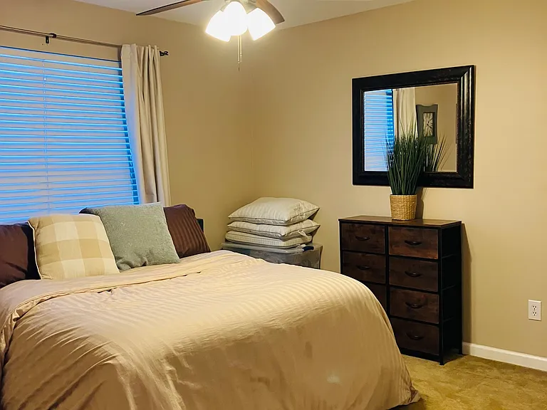 328 Vendella Cir — Photo 8