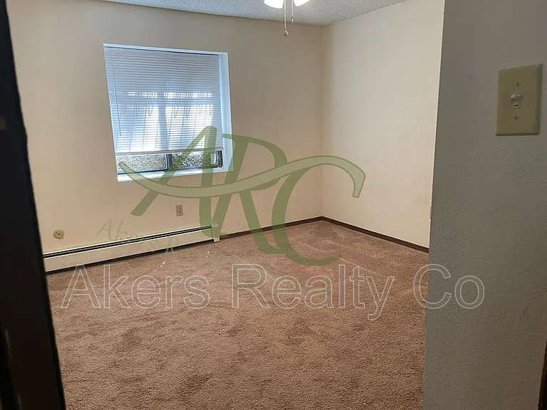 1328 Anita St — Photo 6