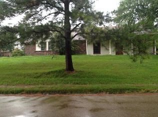 401 Parker Dr, Clinton, MS 39056