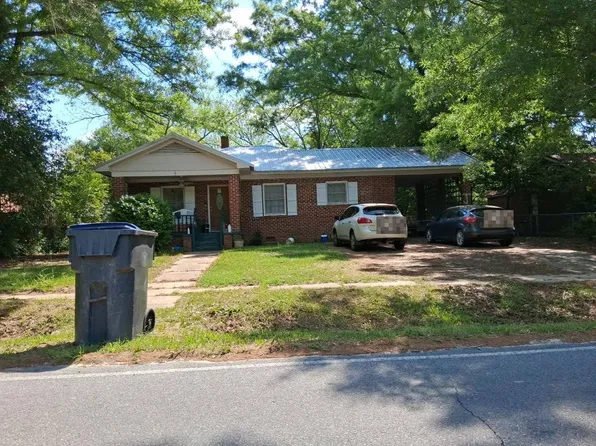 117 Lobinger Ave, Fitzgerald, GA 31750