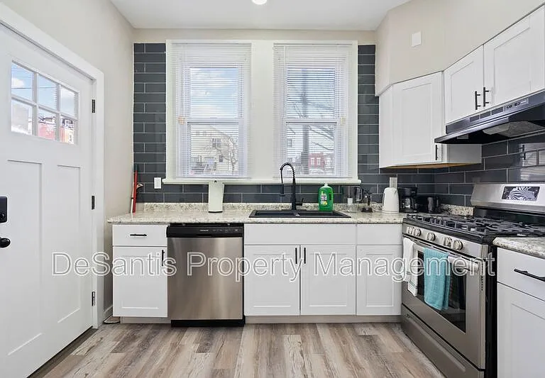 3220 Juliet St #2 — Photo 5