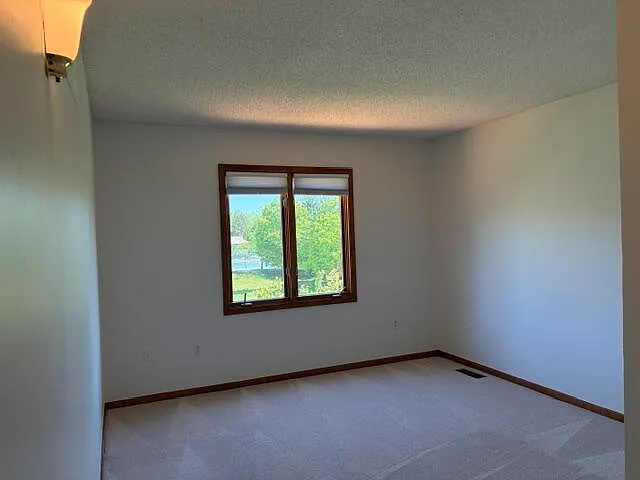 1261 Laurel View Dr — Photo 23