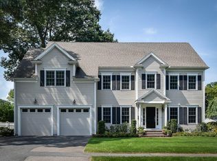 11 Marshall Rd, Wellesley, MA 02482