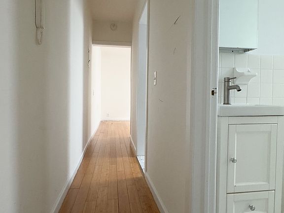 5th image of 513 W 134th St APT 2E