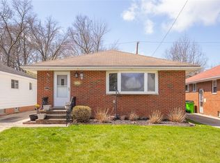1114 Homestead Rd, South Euclid, OH