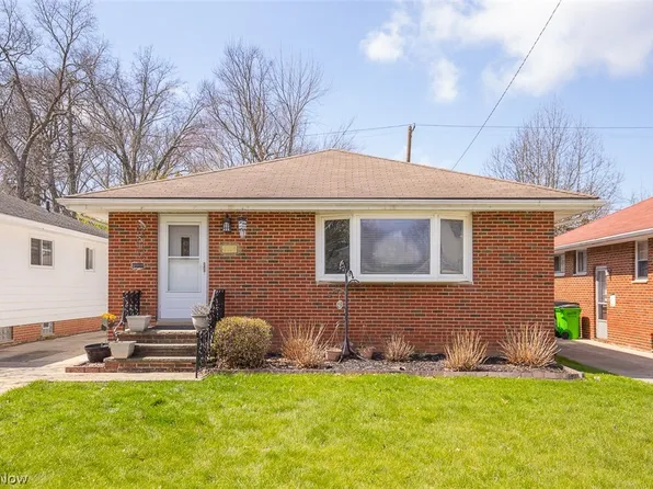 1114 Homestead Rd, South Euclid, OH 44121