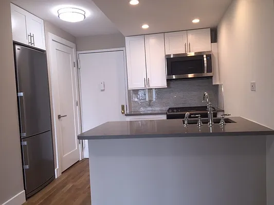 Rented by PWV Acquisitions | media 10