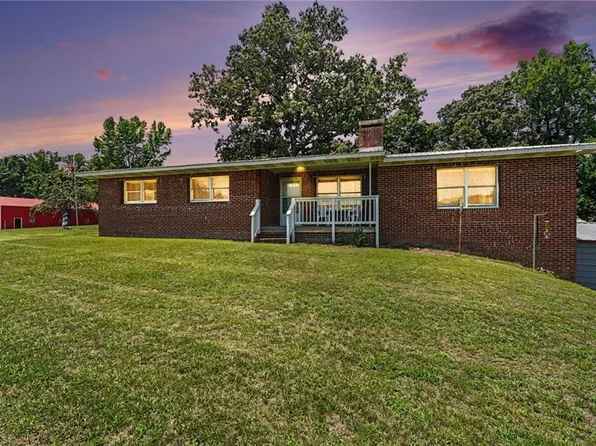 5529 Hollow Hill Rd, Liberty, NC 27298