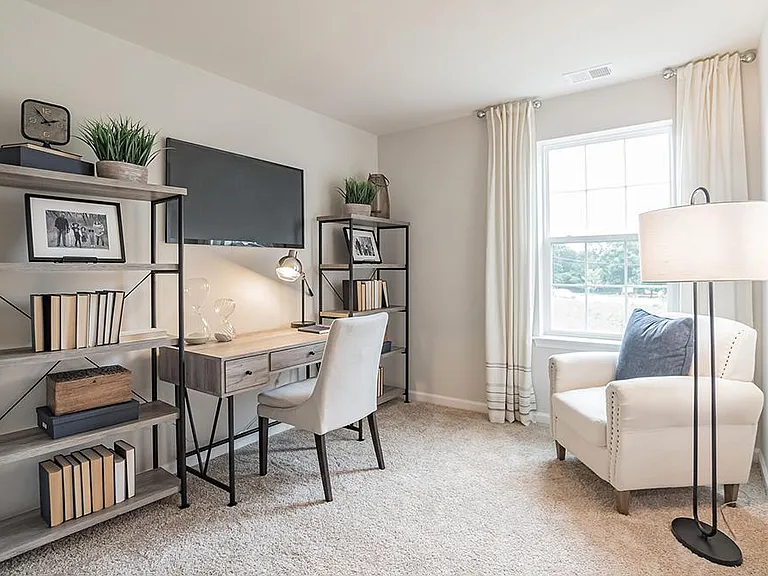 10 Peregrine Way — Photo 71