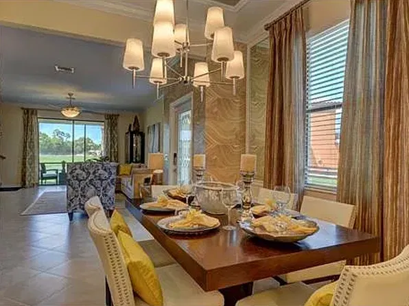 10143 Via Colomba Cir, Fort Myers, FL 33966