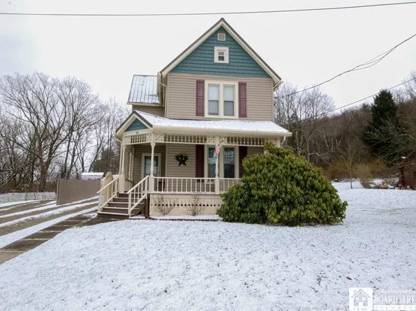 49 Water St, Frewsburg, NY 14738
