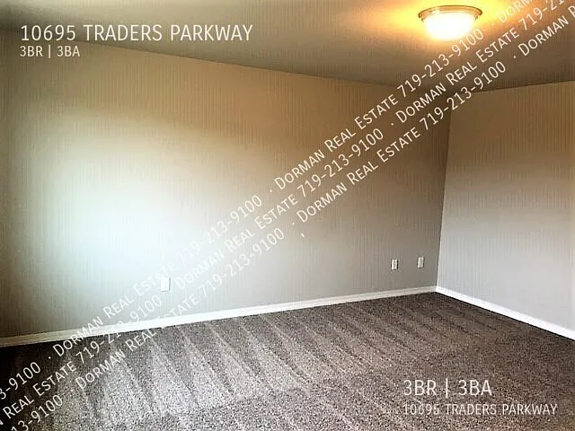 10695 Traders Pkwy — Photo 9