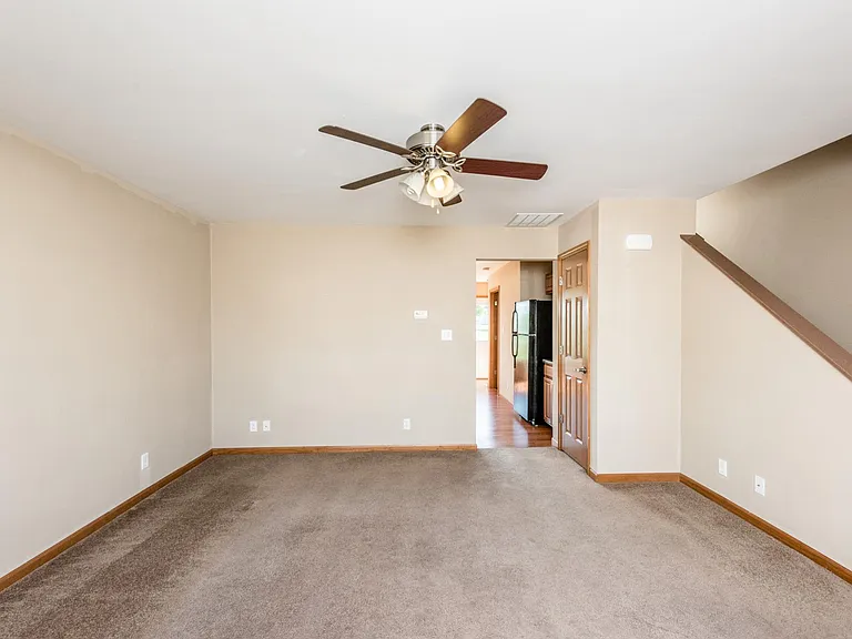Emerald Pointe — Photo 29