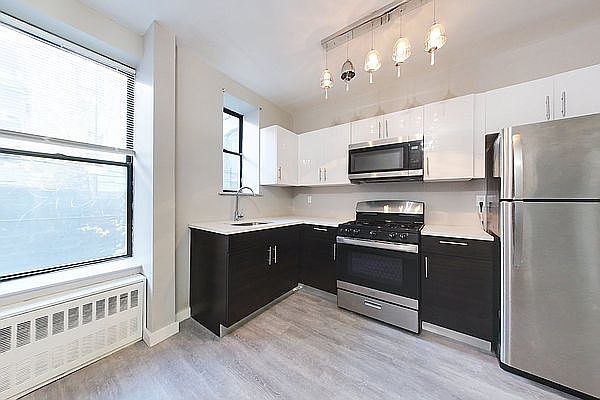 1st image of 1351 Eastern Pkwy #34