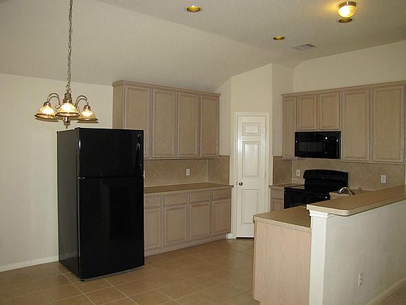 5th image of 38314 Lake Tahoe Ln