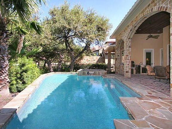 2nd image of 23 Tuscany Ct