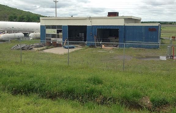 4th image of 4473 W Highway 20