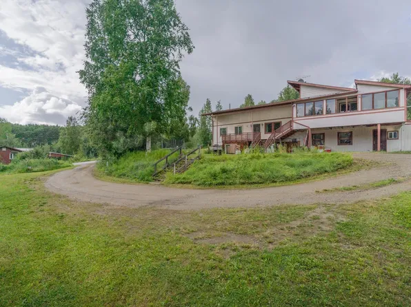 281 Gold Claim Ave, Fairbanks, AK 99712