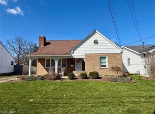 102 Furlen Ct, Hubbard, OH 44425