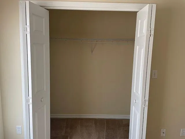 102 Corwin Dr — Photo 21