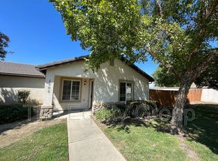 1900 Alexander Ave, Tulare, CA