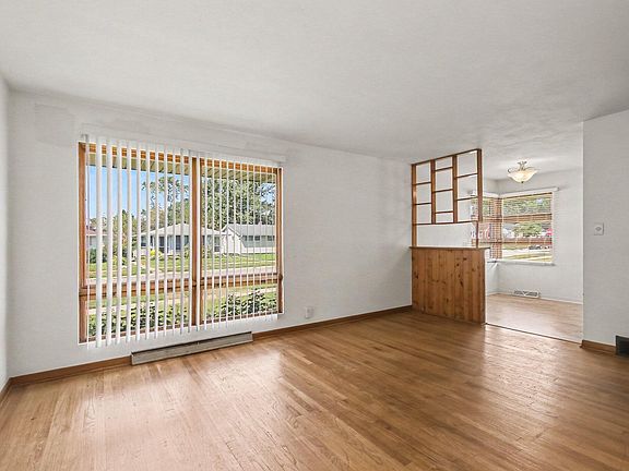 5th image of 209 S Virginia St