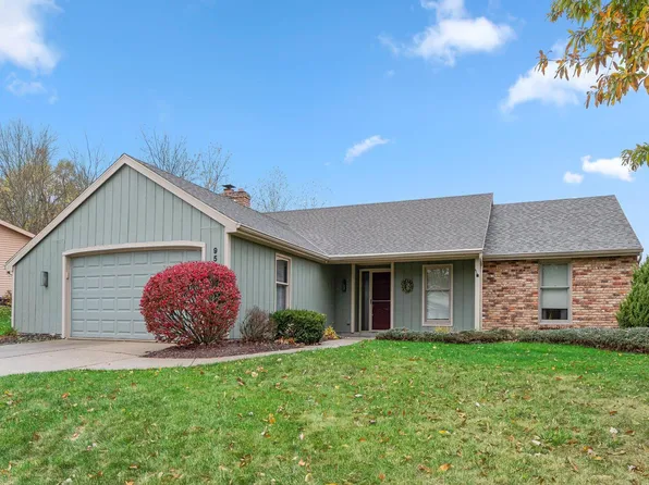 9510 Woodstream Dr, Fort Wayne, IN 46804