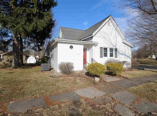 807 N Maple St, Converse, IN 46919