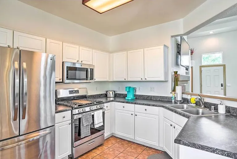 4130 E Hallihan Dr — Photo 23