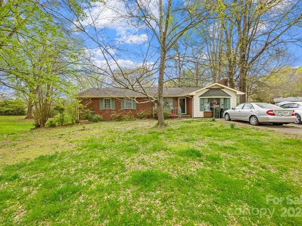 915 Sharon Dr, Kings Mountain, NC 28086
