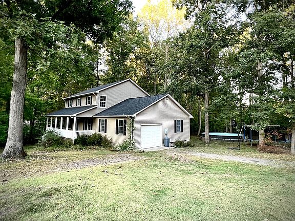 2nd image of 22 Poplar Dr