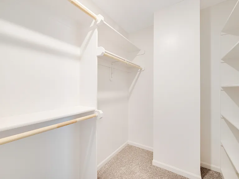 Copper Creek Apartments — Photo 8