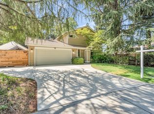 1970 Moontree Dr, Sacramento, CA 95833
