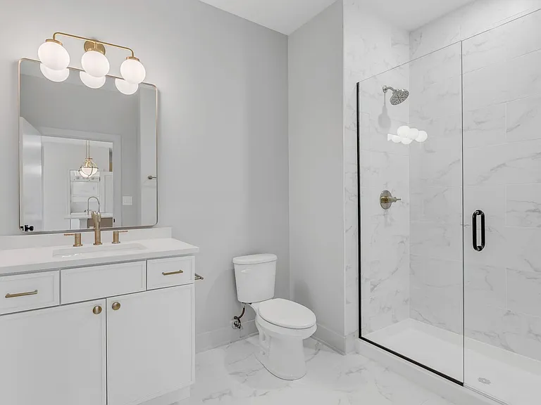 4102 N Sheridan Rd #306 — Photo 4