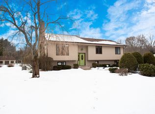 250 Sawmill Rd, West Springfield, MA 01089