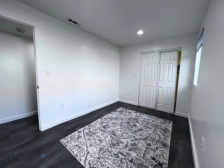731 Willow St — Photo 33