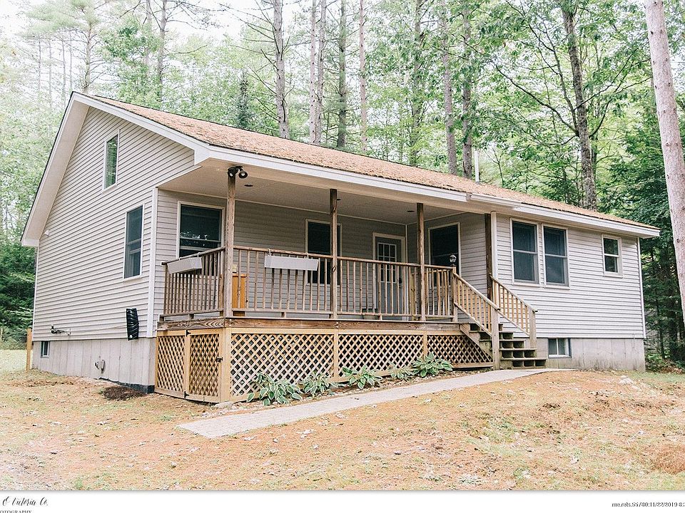 1st image of 70 Colonial Cir