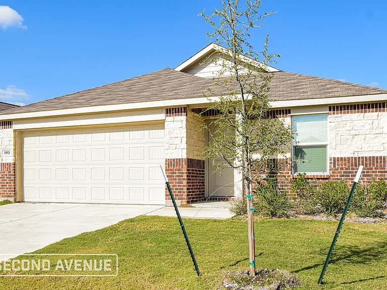 1913 Lotus St — Photo 22