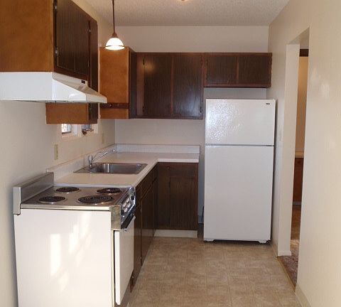 5th image of 514 Rollins St #4