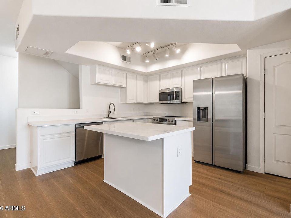 1st image of 2401 E E Rio Salado Parkway -- #1040