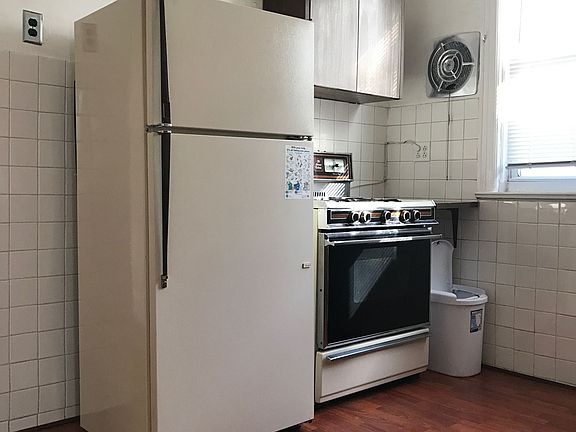 3rd image of 2624 18th St APT 2F