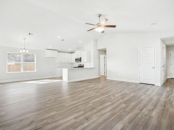 5th image of 4401 W Bayou Maison Cir
