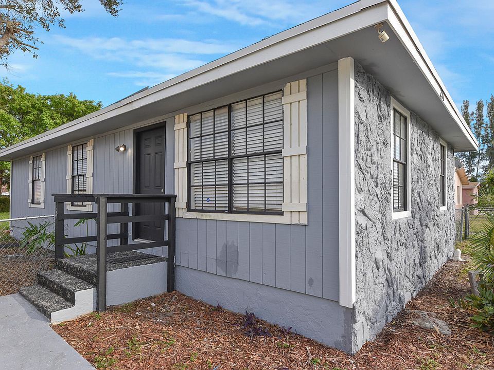 1st image of 237 SW 11th Avenue