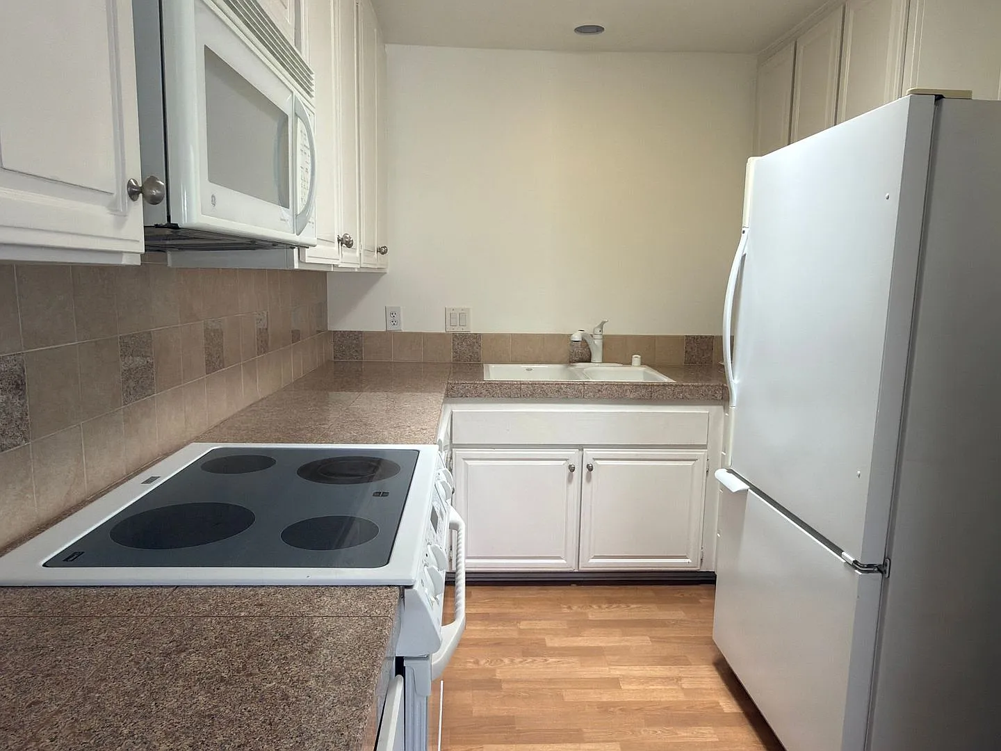 University City 2BR Condo with Private Patio and Community Pool — Photo 4