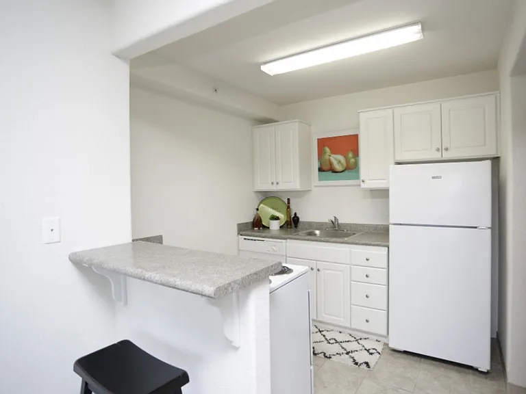 5100 W 6th St — Photo 11