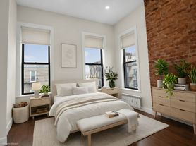 60-01 70th Ave, Ridgewood, NY