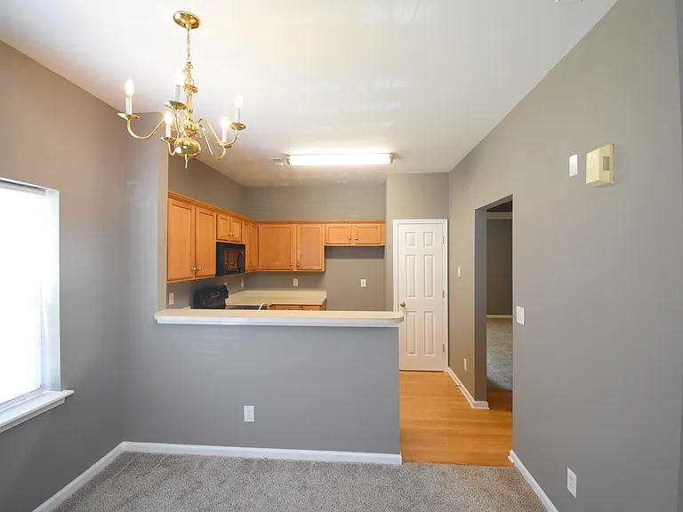 2849 Summergrove Ct — Photo 3