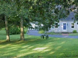 343 Horse Pond Rd, Madison, CT 06443