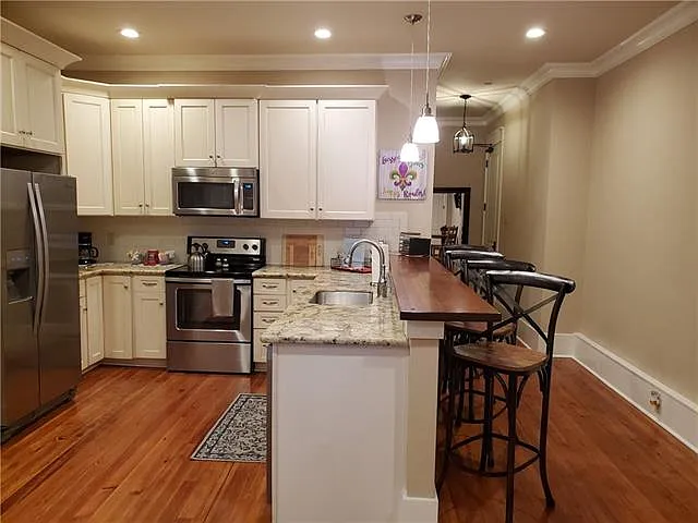 1 bed, 1.0 bath, 822 sqft, $1,650 — Photo 4