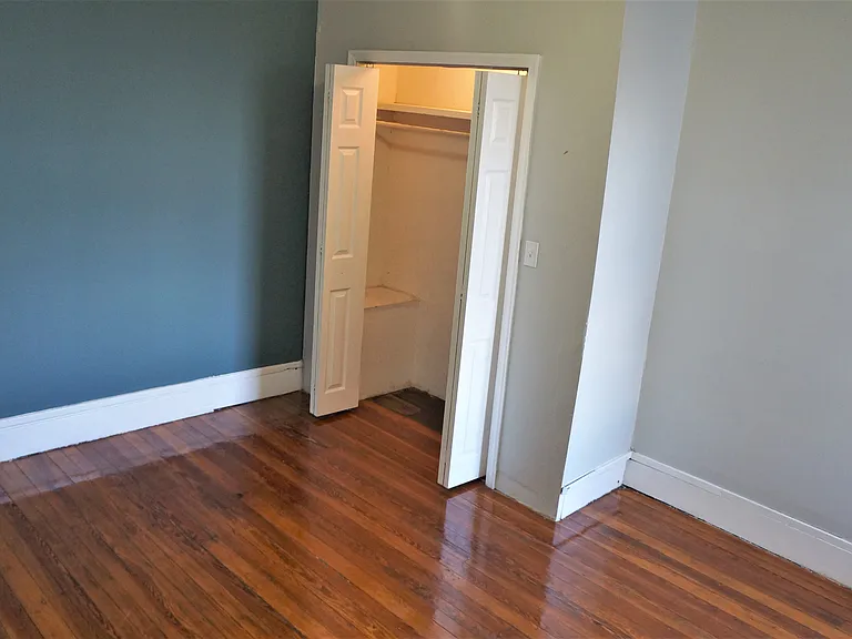 618 E Girard Ave #2 — Photo 9